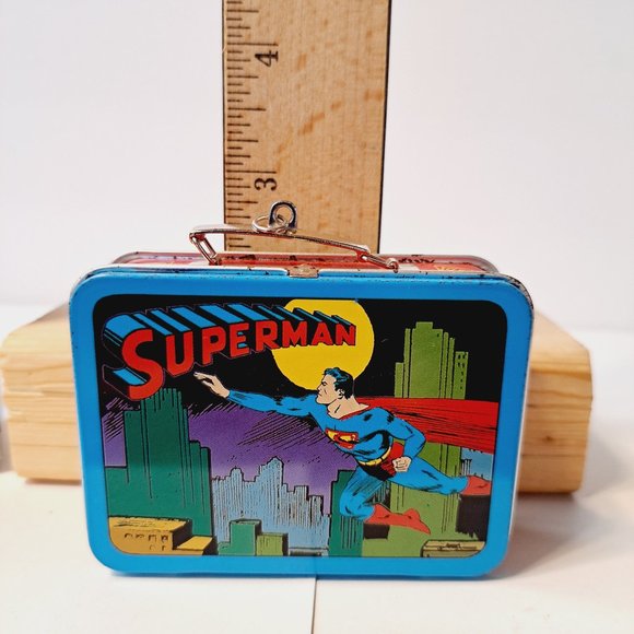 Hallmark Keepsake Ornament Superman Lunch Box DC Comics Man of Steel Christmas - Picture 8 of 9